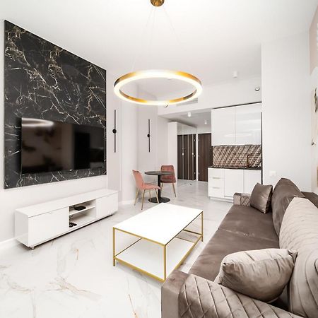 שצ'צ'ין Hanza Tower Apartment No. 533 - 5Th Floor, Balcony, Swimming Pool מראה חיצוני תמונה