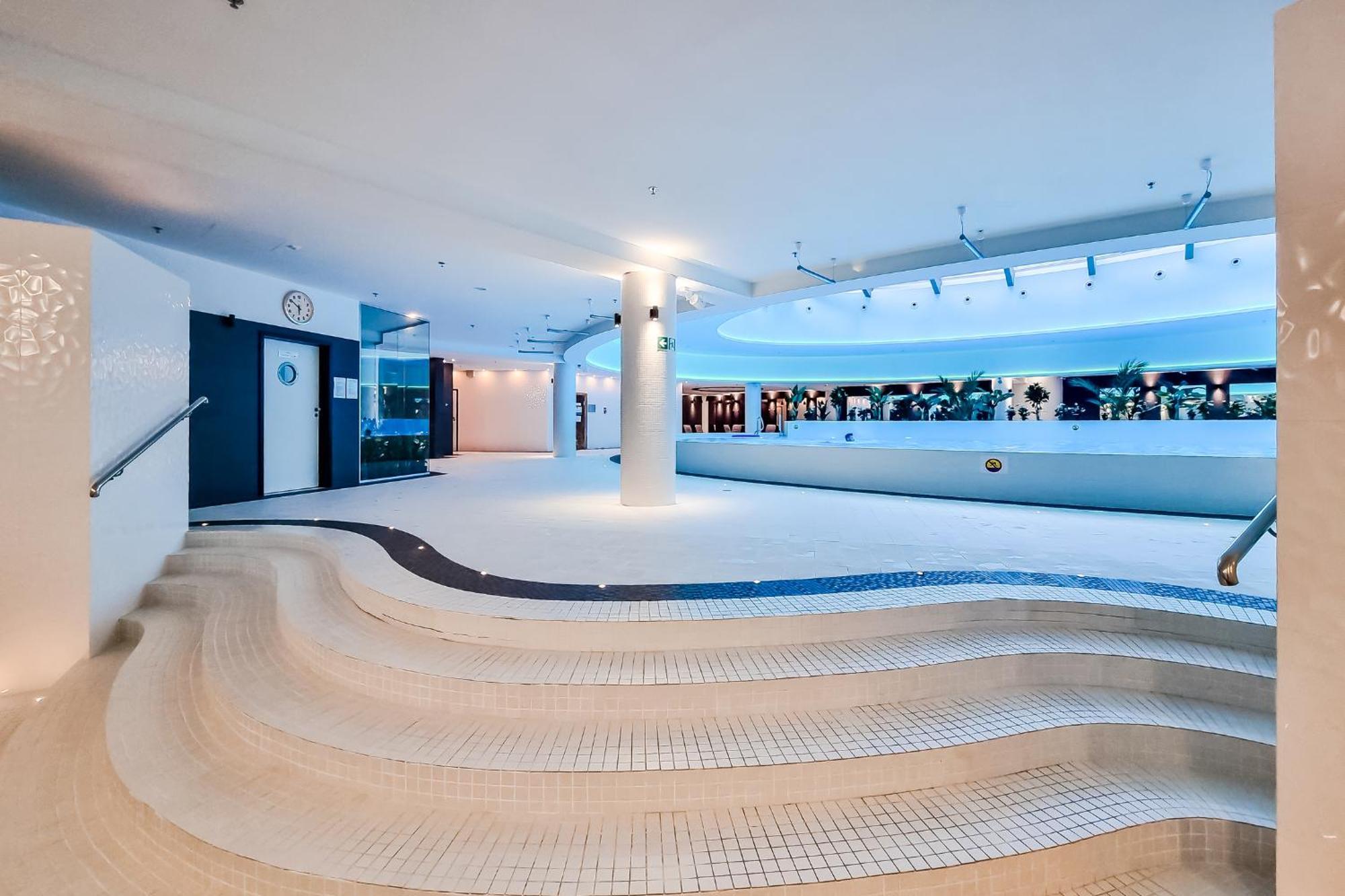 שצ'צ'ין Hanza Tower Apartment No. 533 - 5Th Floor, Balcony, Swimming Pool מראה חיצוני תמונה