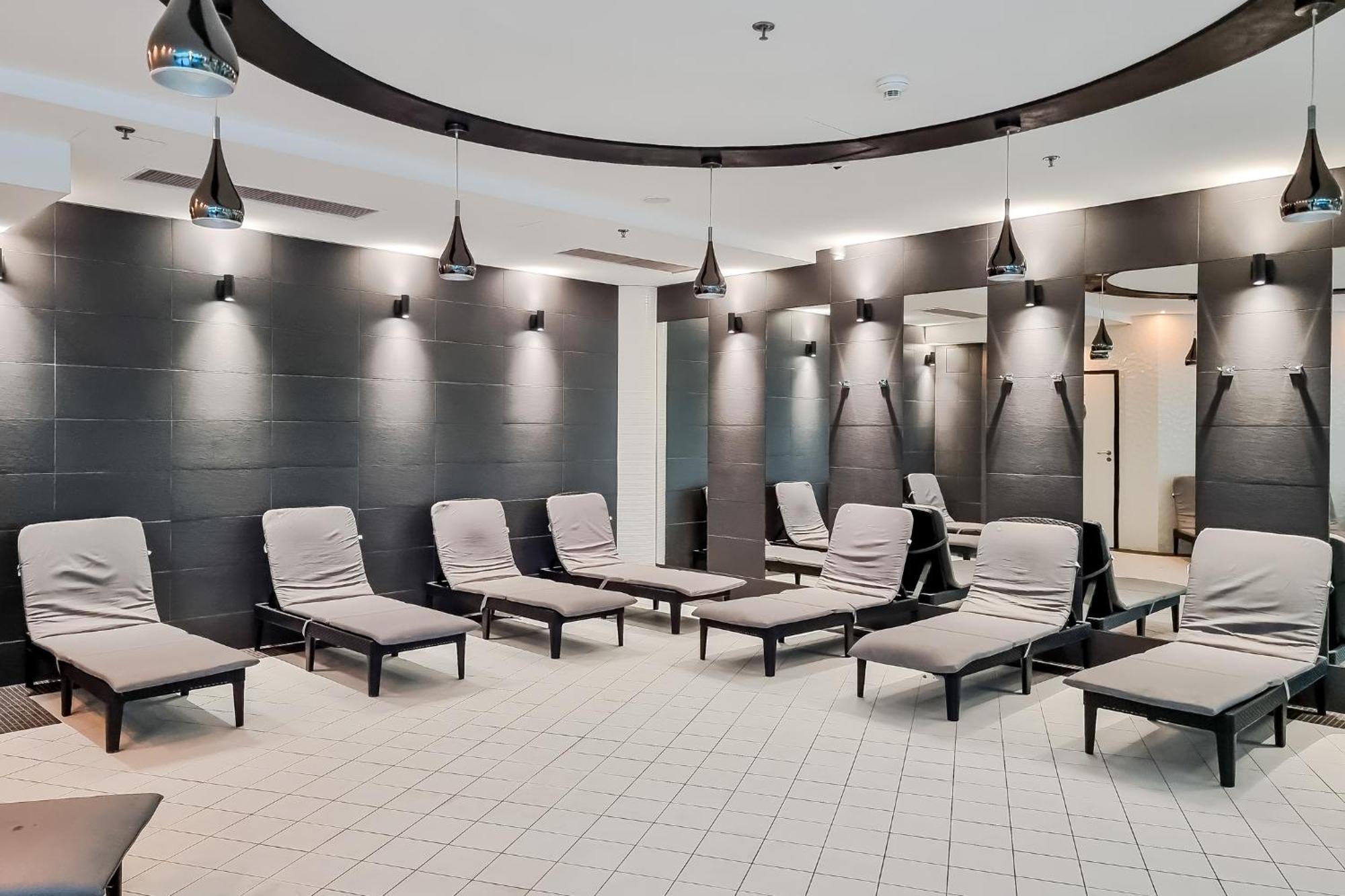 שצ'צ'ין Hanza Tower Apartment No. 533 - 5Th Floor, Balcony, Swimming Pool מראה חיצוני תמונה